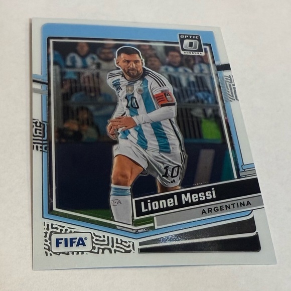 2023/24 Panini- Donruss Soccer # 1 Lionel Messi Blue and White Design Argentina - Picture 3 of 8